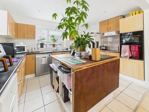 Dining Kitchen- click for photo gallery
